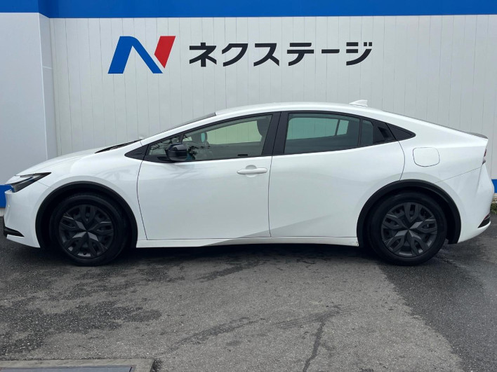2023 Toyota Prius 6AA-ZVW60 (UW-69ef59138a6a6)[17]