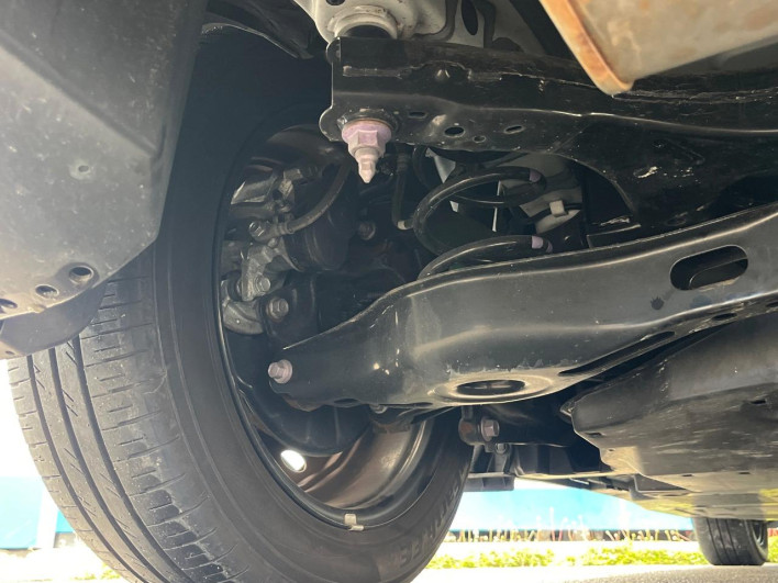 2023 Toyota Prius 6AA-ZVW60 (UW-69ef59138a6a6)[26]