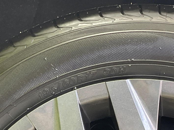 2023 Toyota Prius 6AA-ZVW60 (UW-69ef5913ac381)[19]