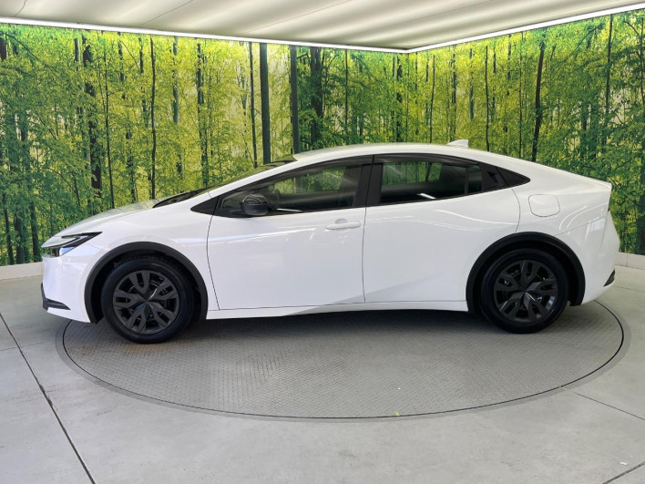 2023 Toyota Prius 6AA-ZVW60 (UW-69ef5913ac381)[11]