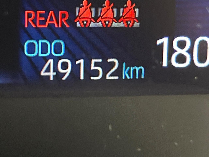 2019 Toyota Corolla Sport 6AA-ZWE211H (UW-69ef5913c8932)[2]