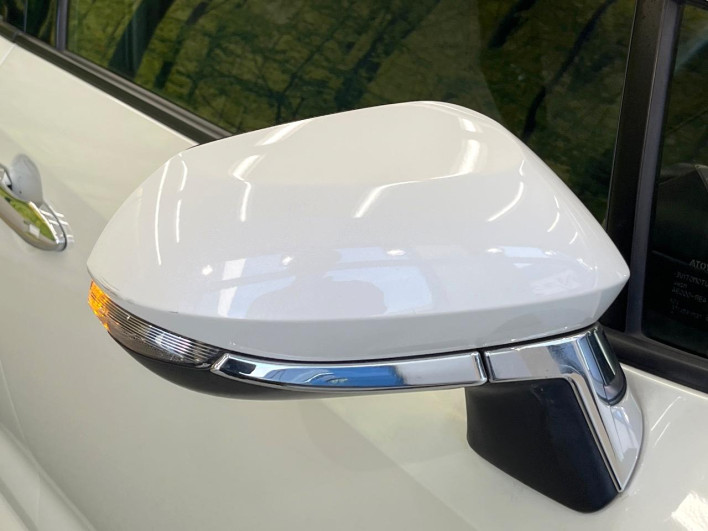 2019 Toyota Corolla Sport 6AA-ZWE211H (UW-69ef5913c8932)[17]