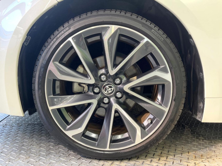 2019 Toyota Corolla Sport 6AA-ZWE211H (UW-69ef5913c8932)[24]