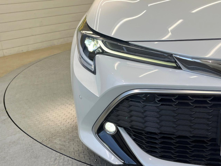 2019 Toyota Corolla Sport 6AA-ZWE211H (UW-69ef5913c8932)[12]
