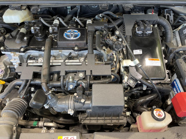 2020 Toyota Corolla Sport 6AA-ZWE211H (UW-69ef59150f0e5)[4]