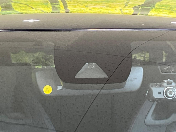 2020 Toyota Corolla Sport 6AA-ZWE211H (UW-69ef59150f0e5)[22]