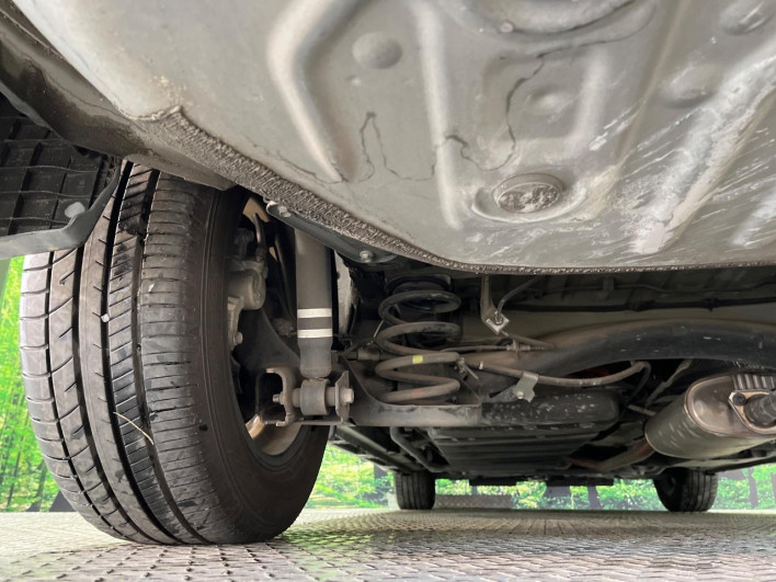 2019 Toyota Voxy DAA-ZWR80W (UW-69ef591602ee7)[11]