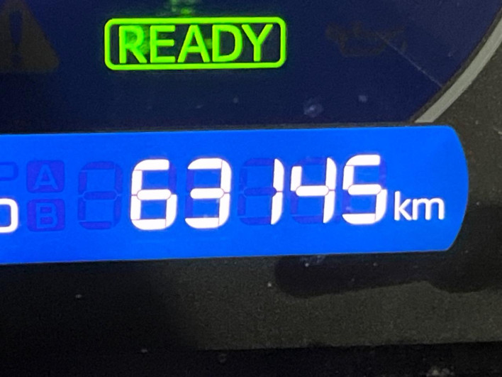 2019 Toyota Voxy DAA-ZWR80W (UW-69ef591602ee7)[2]