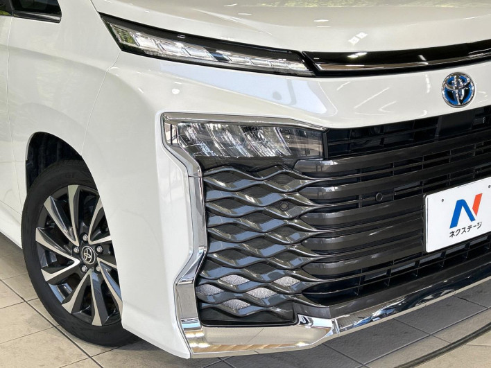 2022 Toyota Voxy 6AA-ZWR90W (UW-69ef5917781ad)[12]