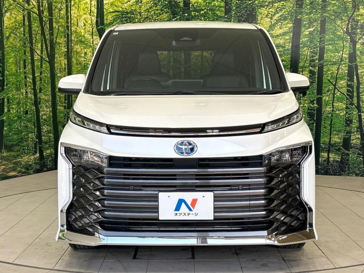 2022 Toyota Voxy 6AA-ZWR90W (UW-69ef5917781ad)[4]