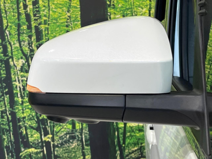 2022 Toyota Noah 6AA-ZWR90W (UW-69ef5917a0f9e)[26]