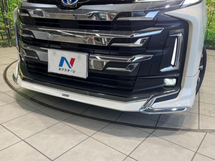 2022 Toyota Noah 6AA-ZWR90W (UW-69ef5917a0f9e)[10]