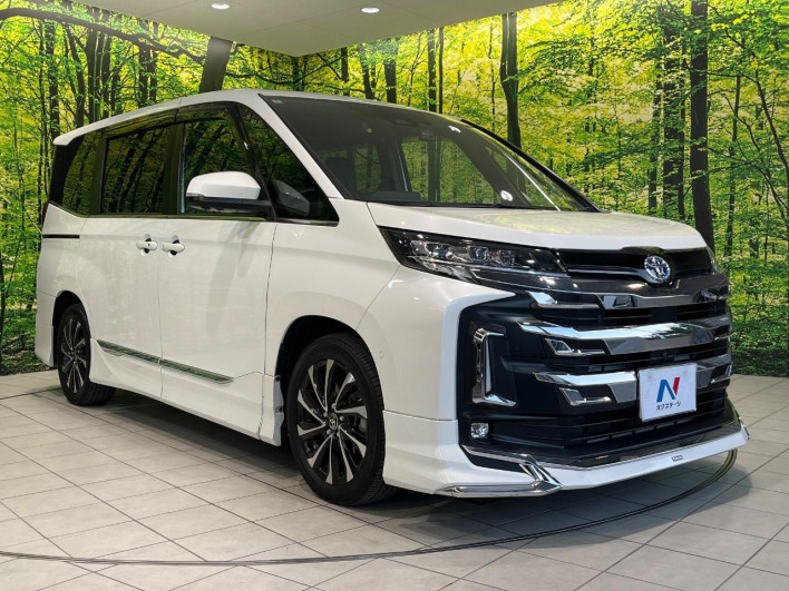 2022 Toyota Noah 6AA-ZWR90W (UW-69ef5917a0f9e)[17]