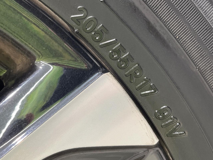 2022 Toyota Noah 6AA-ZWR90W (UW-69ef5917a0f9e)[7]