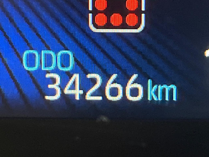 2022 Toyota Noah 6AA-ZWR90W (UW-69ef5917a0f9e)[2]