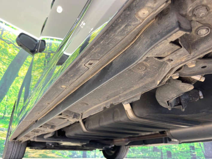 2022 Toyota Voxy 6AA-ZWR90W (UW-69ef591880024)[28]