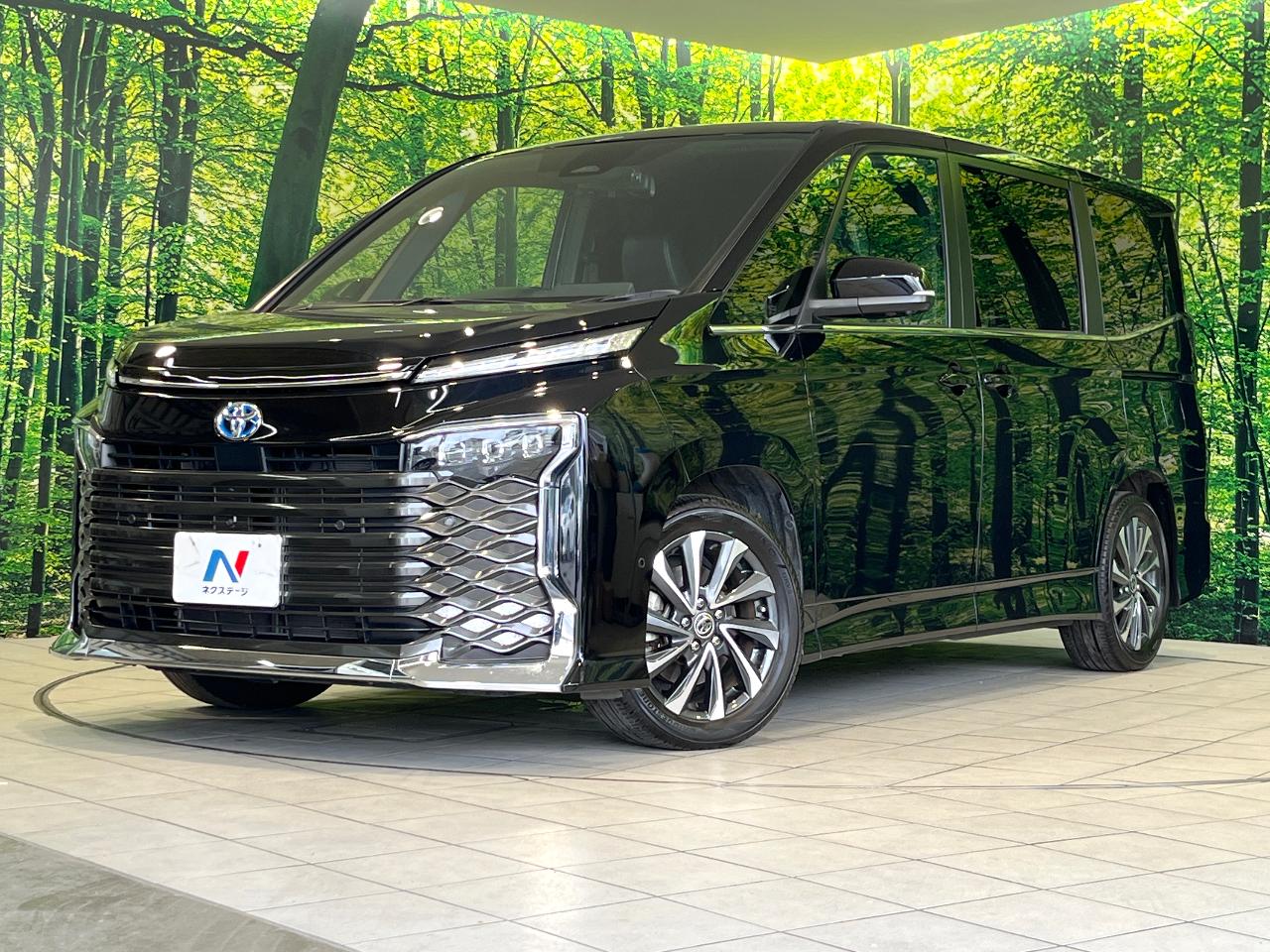 2022 Toyota Voxy 6AA-ZWR90W