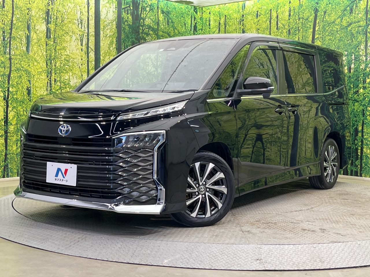 2023 Toyota Voxy 6AA-ZWR90W