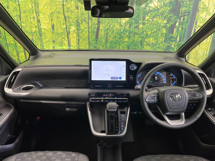 2023 Toyota Voxy 6AA-ZWR90W (UW-69ef59189e01c)[19]