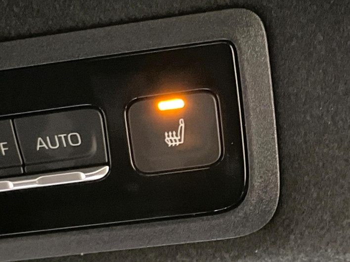 2023 Toyota Noah 6AA-ZWR90W (UW-69ef5919806c8)[22]