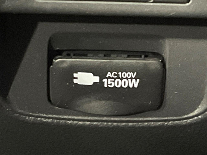 2023 Toyota Noah 6AA-ZWR90W (UW-69ef5919806c8)[28]