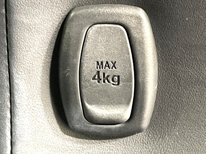 2023 Toyota Noah 6AA-ZWR90W (UW-69ef5919806c8)[20]