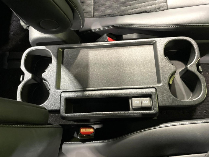 2023 Toyota Noah 6AA-ZWR90W (UW-69ef5919806c8)[26]