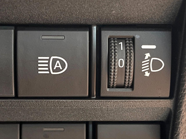 2023 Toyota Noah 6AA-ZWR90W (UW-69ef591a73774)[25]