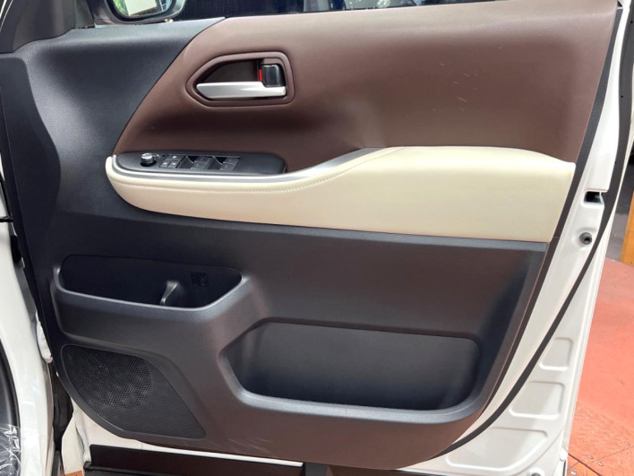 2023 Toyota Noah 6AA-ZWR90W (UW-69ef591a73774)[22]