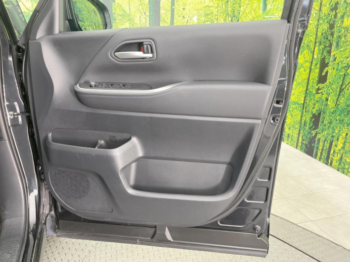 2024 Toyota Voxy 6AA-ZWR90W (UW-69ef591a8583d)[28]