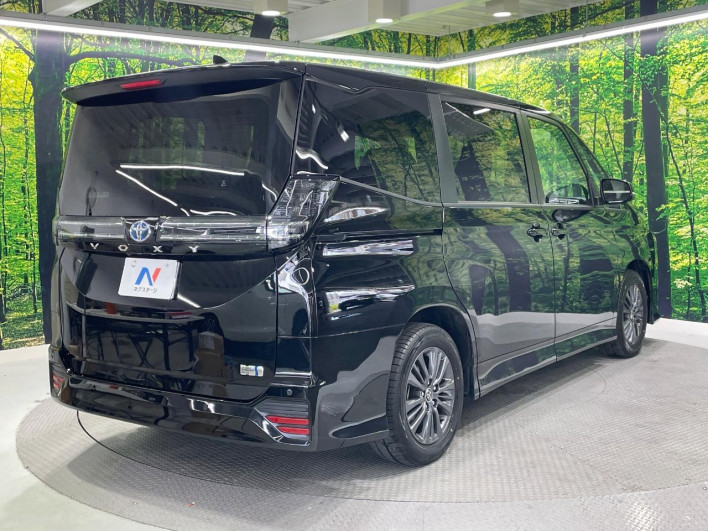 2025 Toyota Voxy 6AA-ZWR90W (UW-69ef591ac7424)[18]