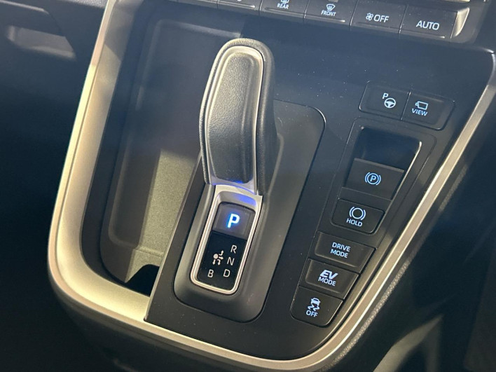 2025 Toyota Noah 6AA-ZWR90W (UW-69ef591b606e5)[21]