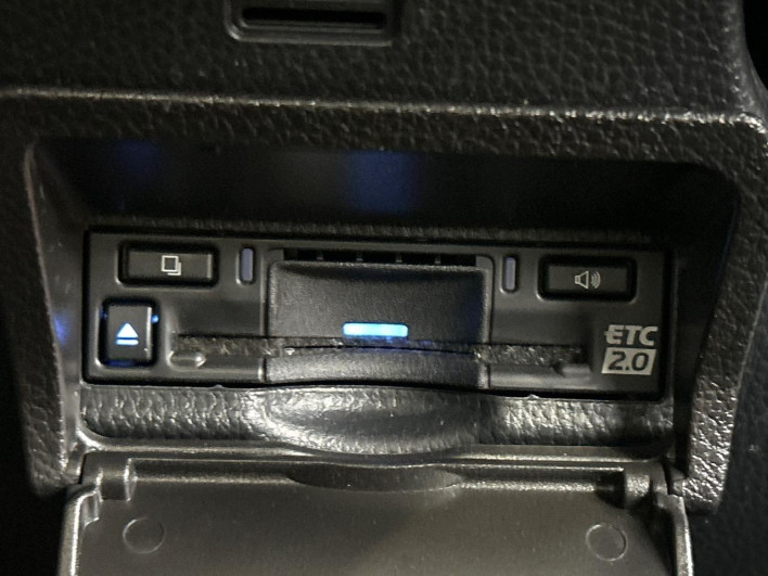 2025 Toyota Noah 6AA-ZWR90W (UW-69ef591b606e5)[7]