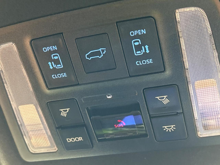 2025 Toyota Noah 6AA-ZWR90W (UW-69ef591b606e5)[19]