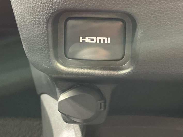 2025 Toyota Voxy 6AA-ZWR90W (UW-69ef591c11608)[21]