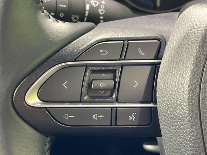 2025 Toyota Voxy 6AA-ZWR90W (UW-69ef591c11608)[19]