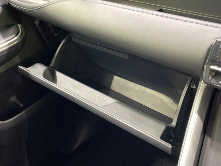 2025 Toyota Voxy 6AA-ZWR90W (UW-69ef591c11608)[23]