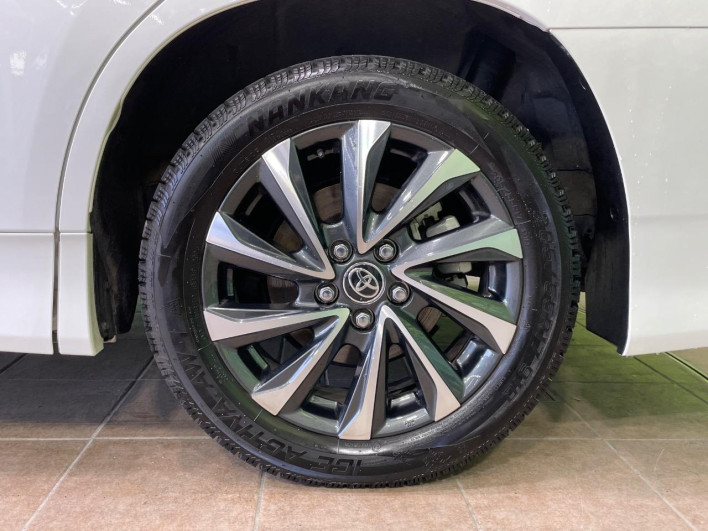 2025 Toyota Voxy 6AA-ZWR90W (UW-69ef591c8f625)[11]