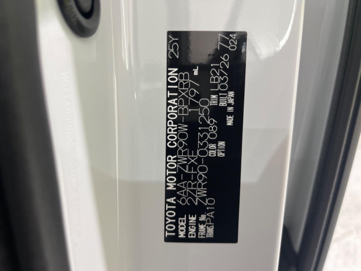 2026 Toyota Voxy 6AA-ZWR90W (UW-69ef591d28654)[1]