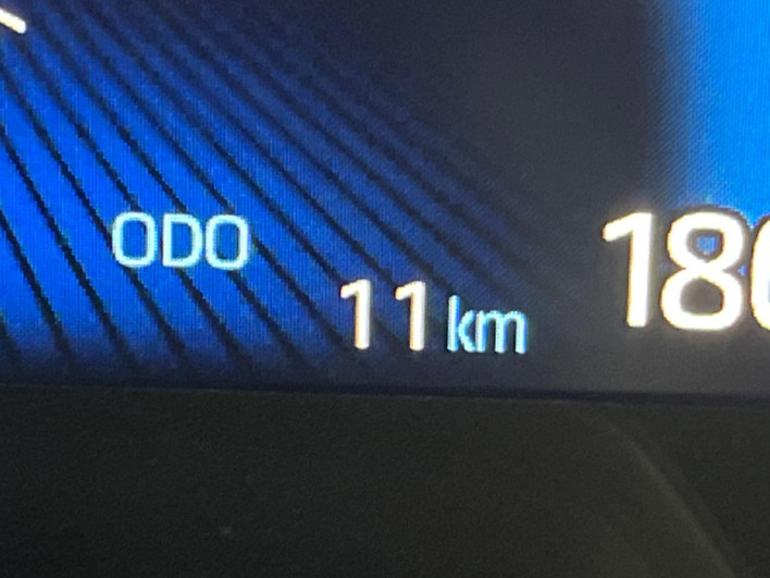 2026 Toyota Voxy 6AA-ZWR90W (UW-69ef591d28654)[2]