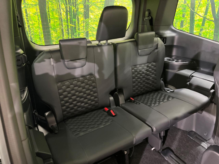 2026 Toyota Voxy 6AA-ZWR90W (UW-69ef591d28654)[19]