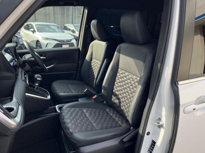 2024 Toyota Voxy 6AA-ZWR90W (UW-69ef591dc47d2)[19]