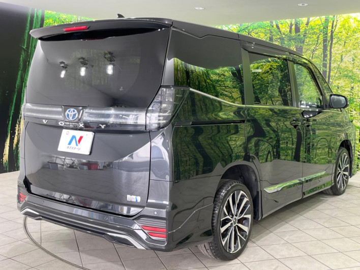 2023 Toyota Voxy 6AA-ZWR95W (UW-69ef591e3e816)[5]