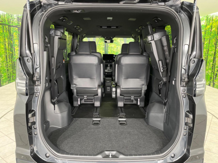 2023 Toyota Voxy 6AA-ZWR95W (UW-69ef591e3e816)[12]