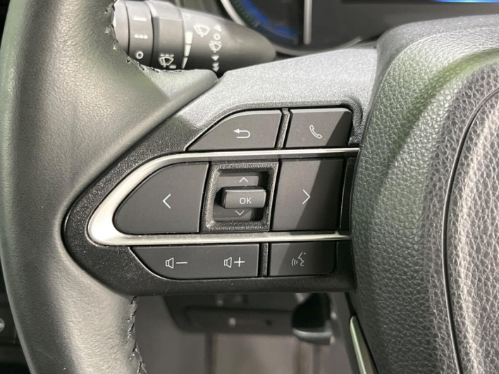 2023 Toyota Voxy 6AA-ZWR95W (UW-69ef591e3e816)[25]