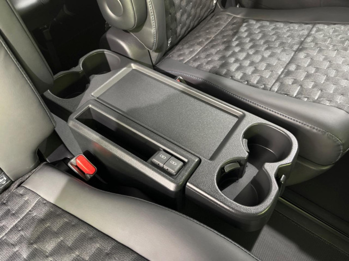 2023 Toyota Voxy 6AA-ZWR95W (UW-69ef591e3e816)[14]