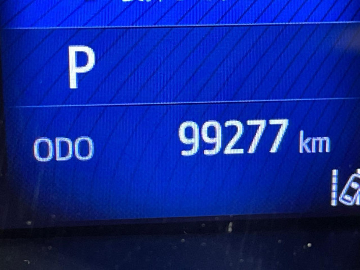 2017 Toyota C-HR DAA-ZYX10 (UW-69ef591e7465c)[2]