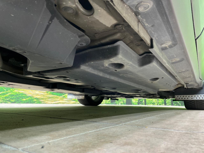 2017 Toyota C-HR DAA-ZYX10 (UW-69ef591e7465c)[28]