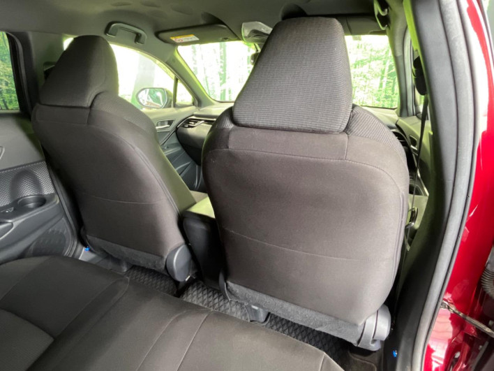 2017 Toyota C-HR DAA-ZYX10 (UW-69ef591eded8f)[24]