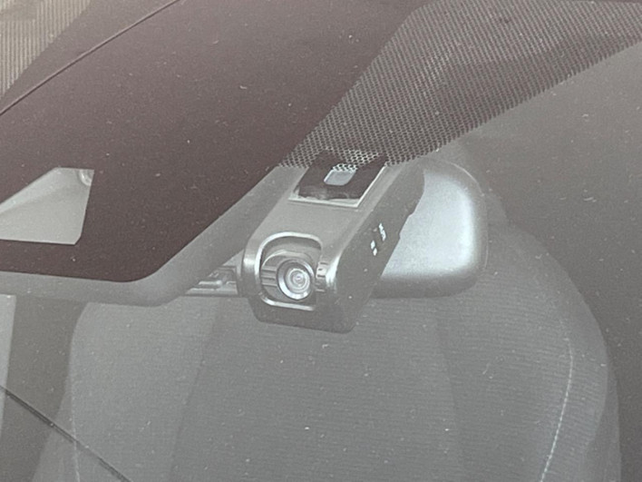 2017 Toyota C-HR DAA-ZYX10 (UW-69ef591eded8f)[6]